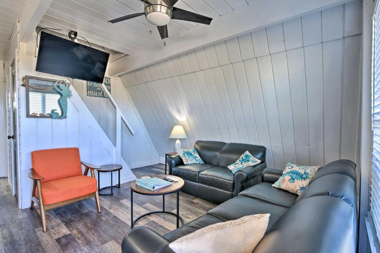 A-Frame Home With Deck - 2 Blocks To Surfside Beach! Eksteriør billede